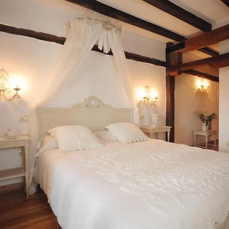 Hotell Casona De Quintana